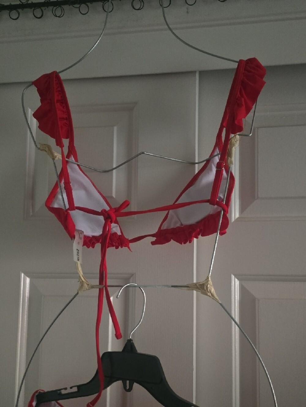 SHEIN Red Ruffled Triangle Bikini Set - Picture 2 of 5